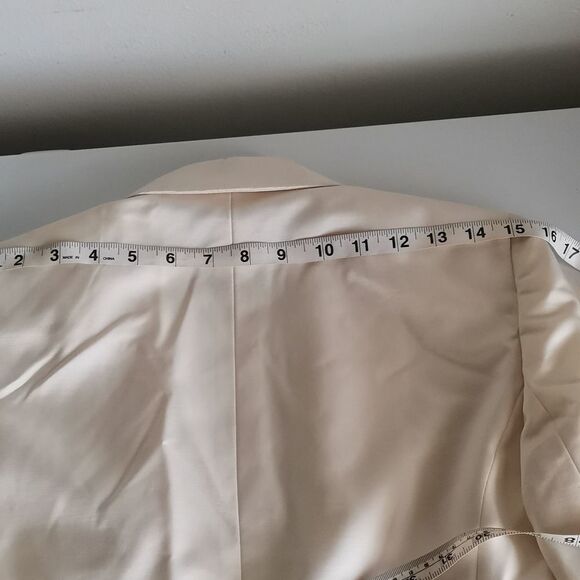 TAHARI 2 PCS SUIT - Picture 15 of 16